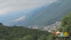 Foto del noroeste de la ciudad de Salta tomada desde la cima del cerro San Bernardo.